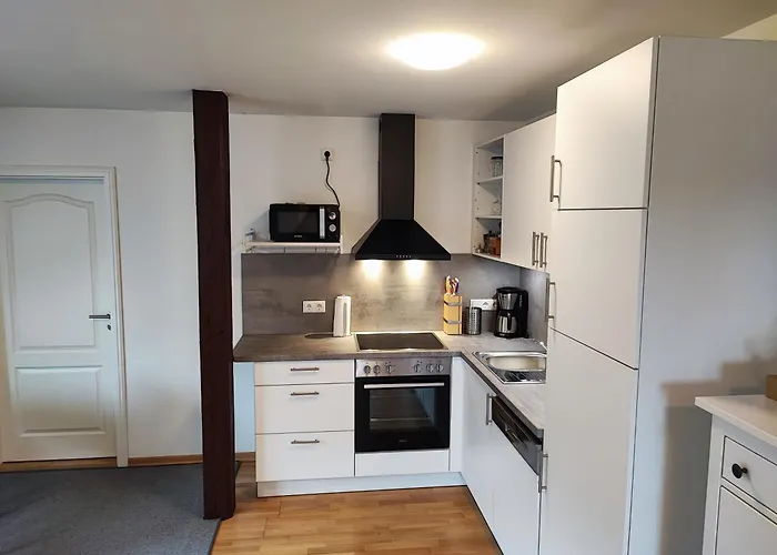 Auf Dem Lande * Niesgrau